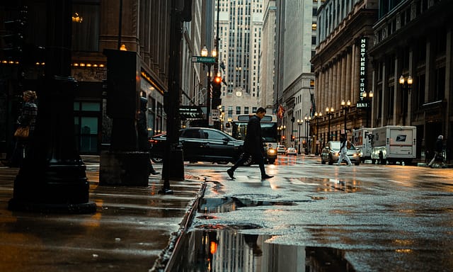 Aviso oficial de tormenta e inundaciones